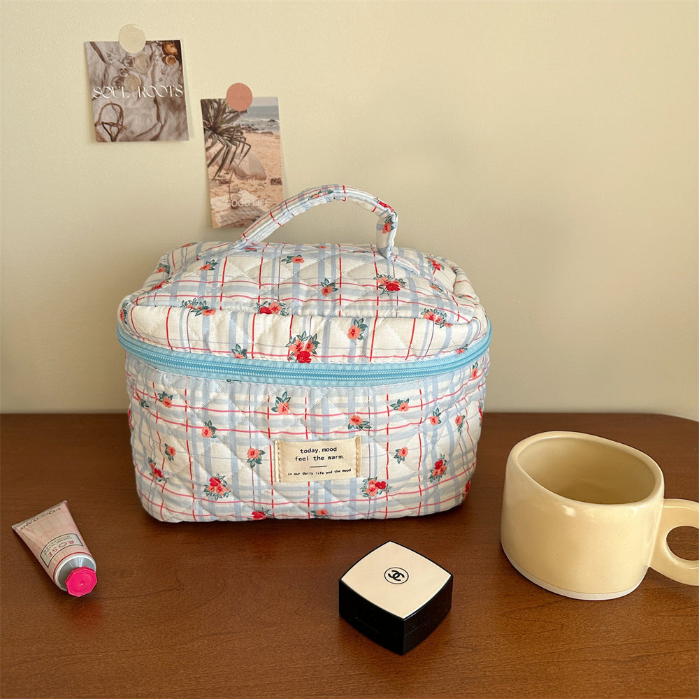 Cute Cotton Large Capacity Portable Wash Organizer Storage Bags